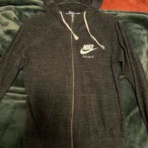 nike zip up hoodie
